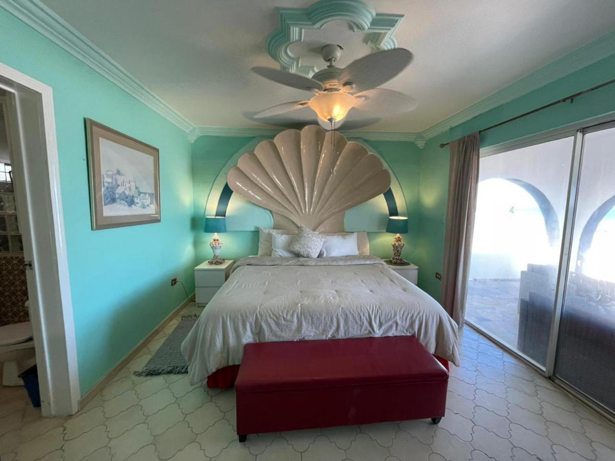 Beachfront Jasibe House Rocky Point Exterior photo